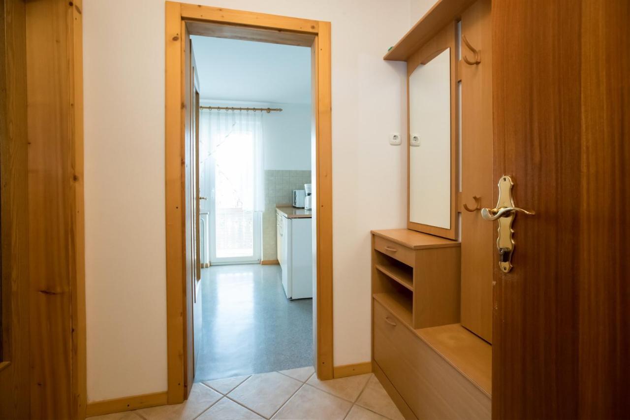 Apartmaji Colja ボーヒニ エクステリア 写真
